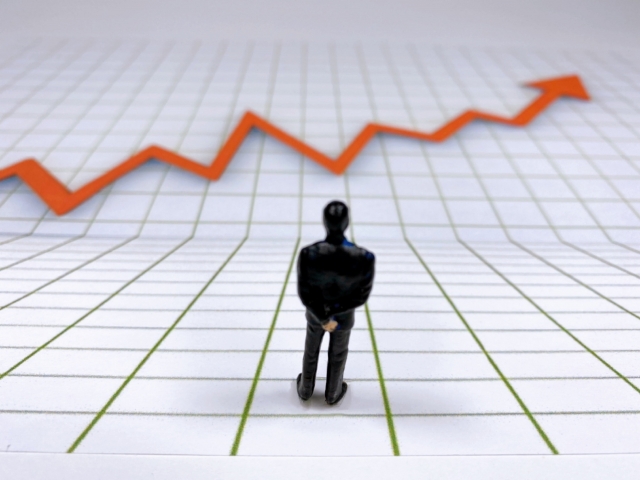 令和7年度の最低賃金改定の目安が公表　過去最高の6.0％引き上げを提言
